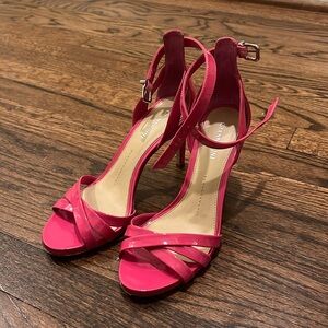 Gianni Bini pink pumps